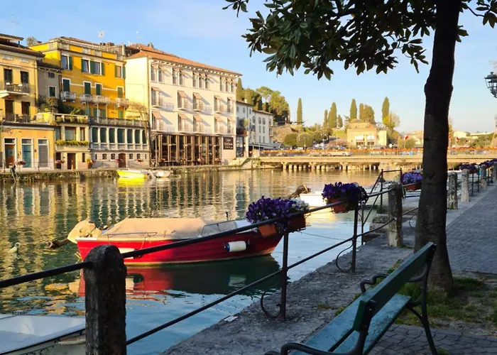 Palazzo Ai Capitani 4* Peschiera del Garda